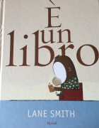 Copertina di "è un libro"